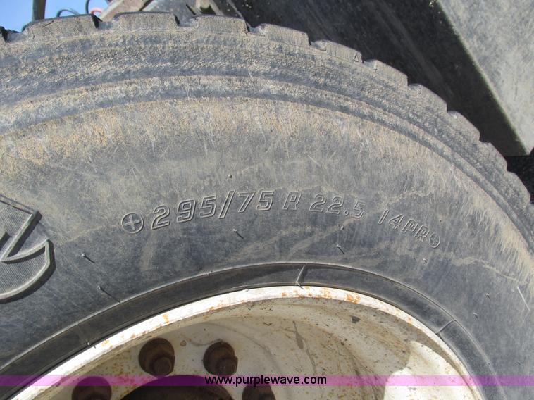 image for item H4621 2001 Sterling AT9500 semi truck