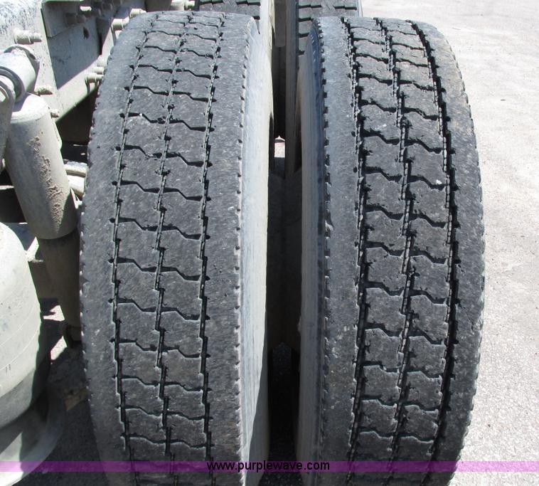 image for item H4621 2001 Sterling AT9500 semi truck