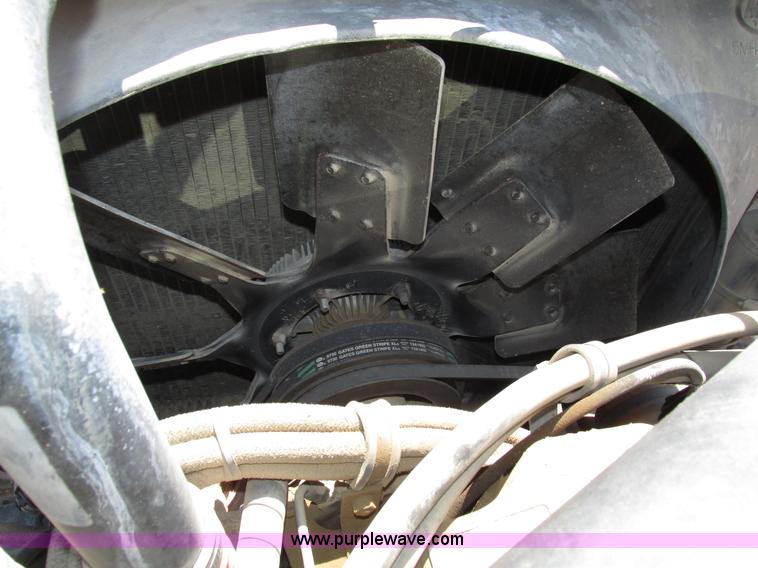 image for item H4625 1994 Mack CH613 semi truck