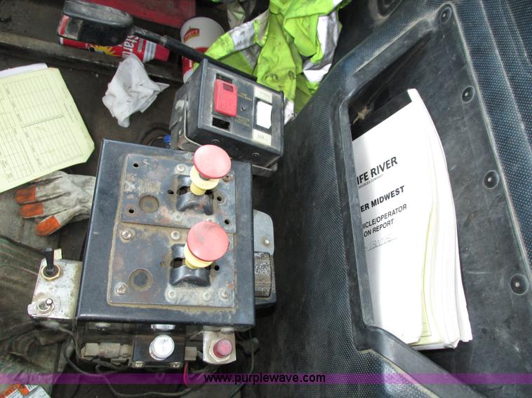 image for item H4625 1994 Mack CH613 semi truck