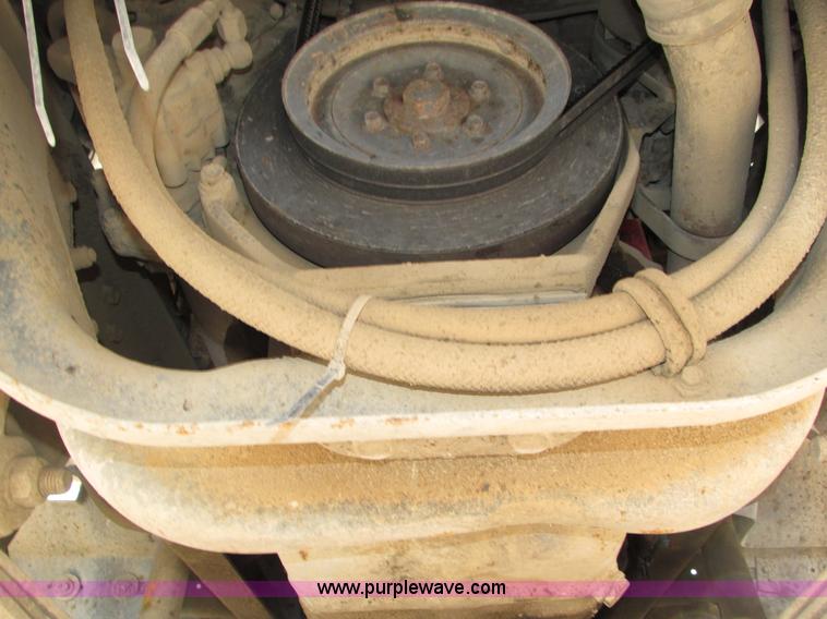 image for item H4625 1994 Mack CH613 semi truck