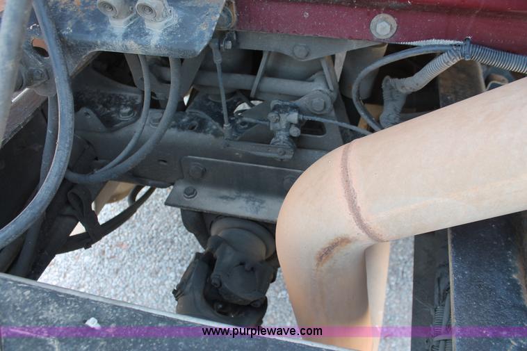 image for item H8202 2006 Kenworth T2000 semi truck