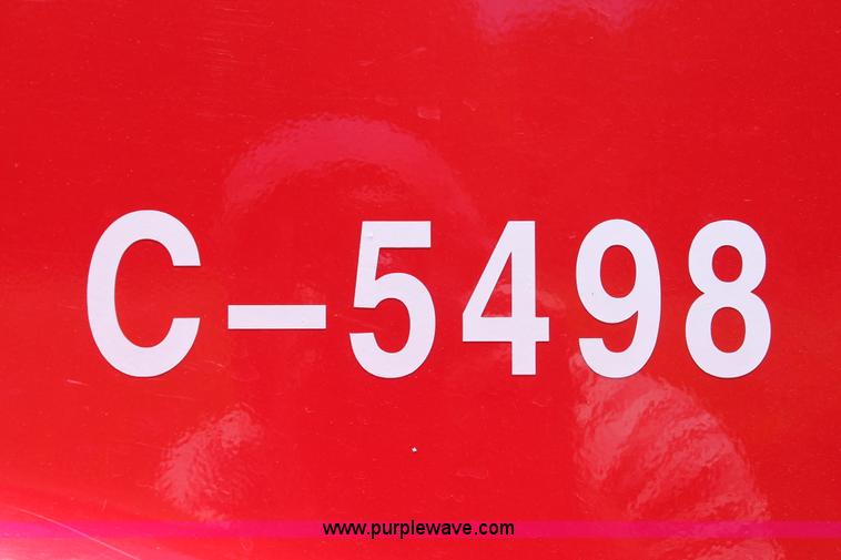 image for item H8203 2006 Kenworth T800 vacuum semi truck