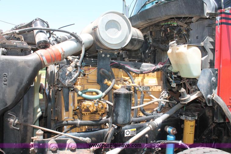 image for item H8204 2004 Kenworth T800 vacuum winch semi truck