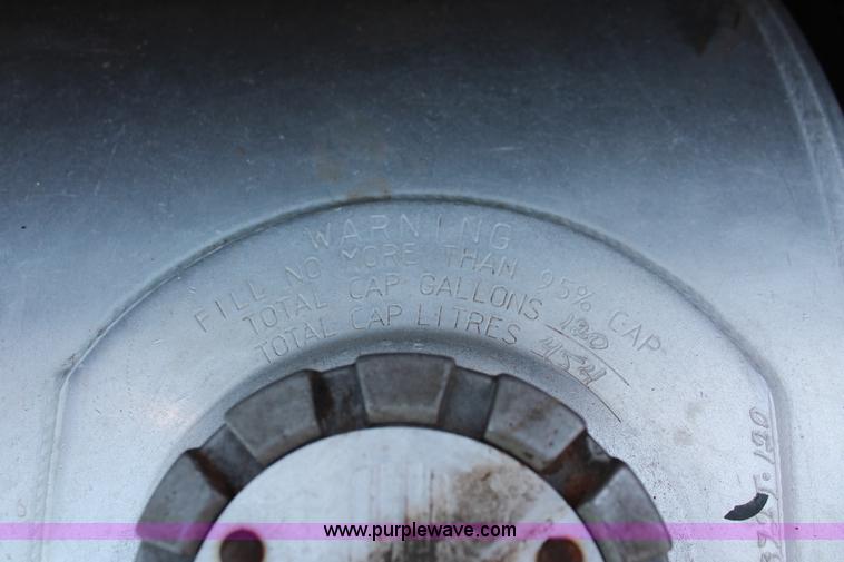 image for item H8204 2004 Kenworth T800 vacuum winch semi truck