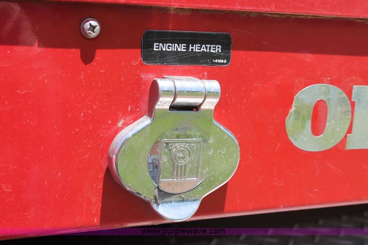 image for item H8205 2006 Kenworth T800 vacuum semi truck