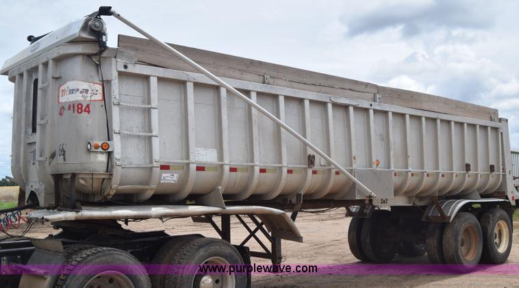 image for item J6578 1979 Freuhauf end dump trailer