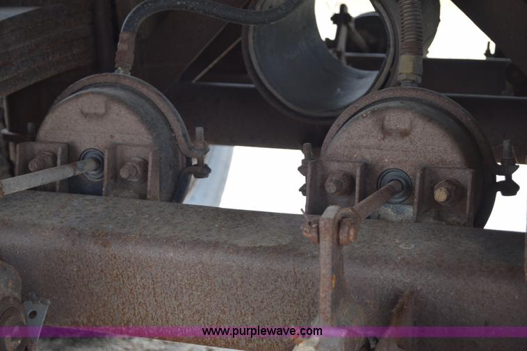 image for item J6578 1979 Freuhauf end dump trailer