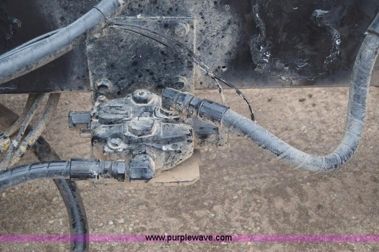 image for item J6579 1993 Kenworth T800 semi truck