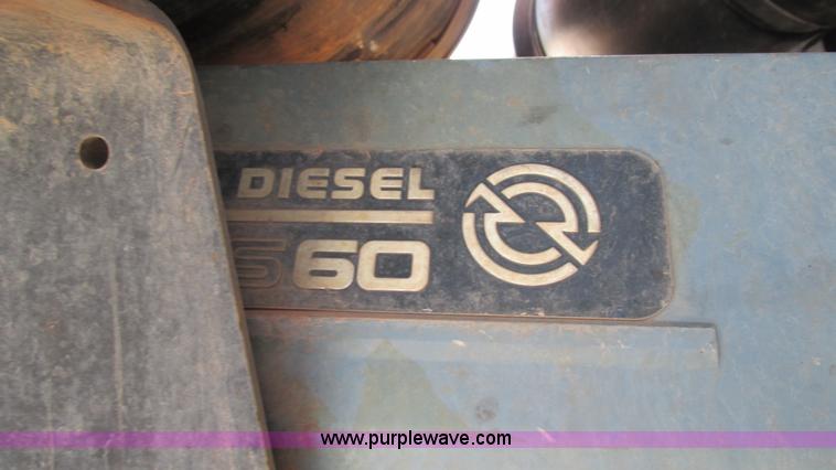 image for item J8548 1999 Kenworth T800 semi truck