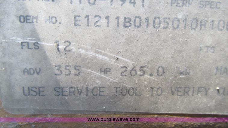 image for item J8549 1999 Peterbilt 377 semi truck