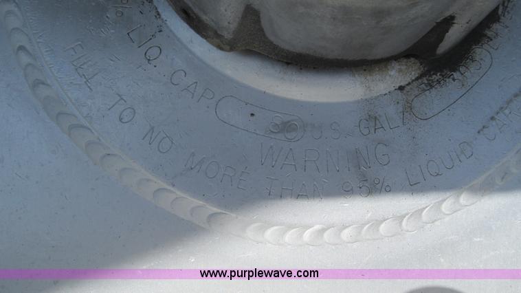 image for item J8550 2003 Freightliner Century ST120 semi truck