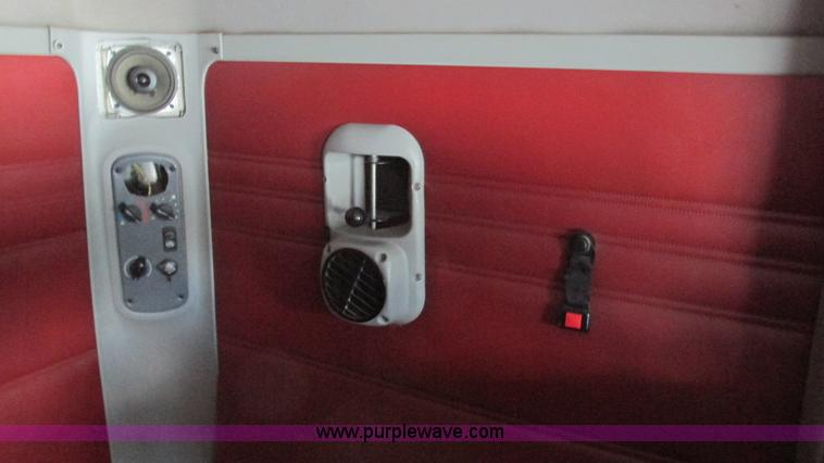 image for item J8550 2003 Freightliner Century ST120 semi truck