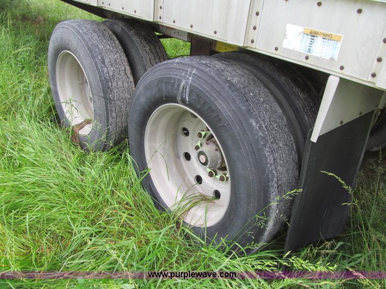 image for item K5724 1996 Wilson PSAL-303 double deck aluminum livestock trailer