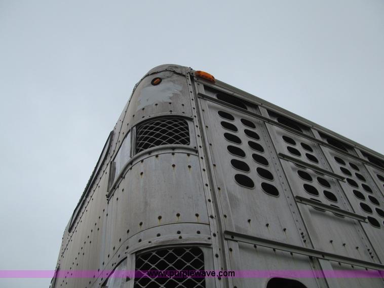 image for item K5724 1996 Wilson PSAL-303 double deck aluminum livestock trailer