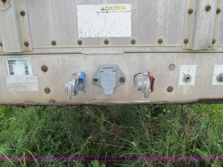 image for item K5724 1996 Wilson PSAL-303 double deck aluminum livestock trailer