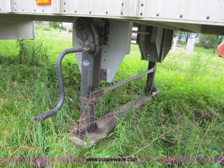 image for item K5724 1996 Wilson PSAL-303 double deck aluminum livestock trailer