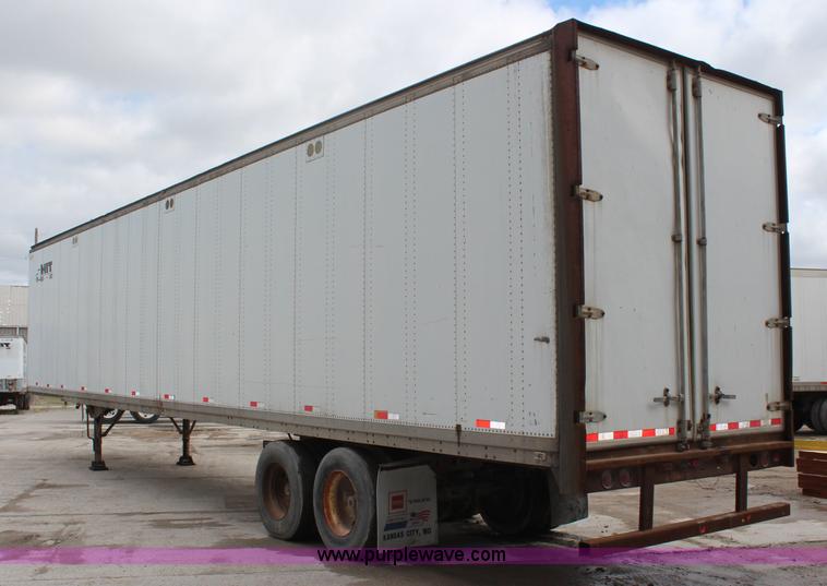 image for item K6836 1983 Dorsey dry van trailer