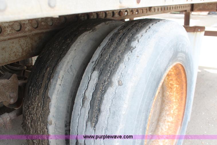 image for item K6836 1983 Dorsey dry van trailer