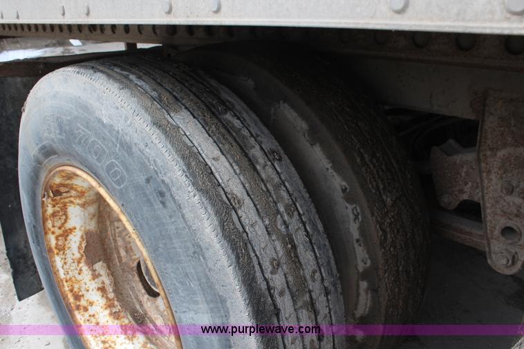 image for item K6836 1983 Dorsey dry van trailer