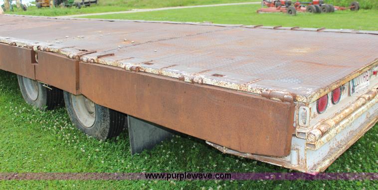 image for item K6910 1982 Trail King equipment trailer