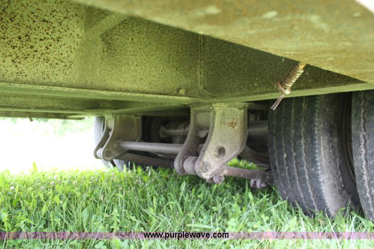 image for item K6910 1982 Trail King equipment trailer