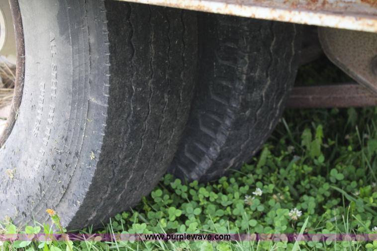 image for item K6910 1982 Trail King equipment trailer