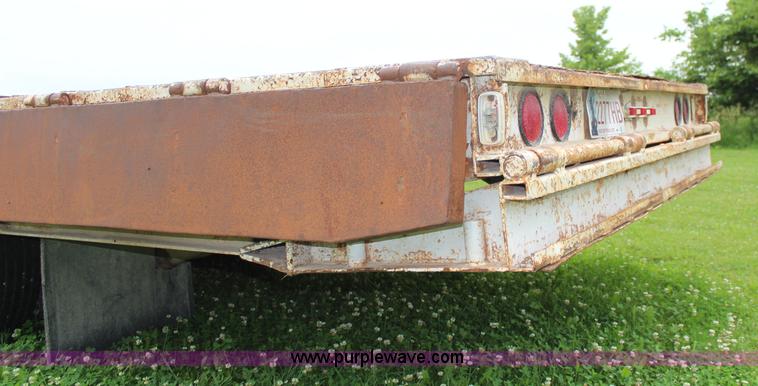 image for item K6910 1982 Trail King equipment trailer