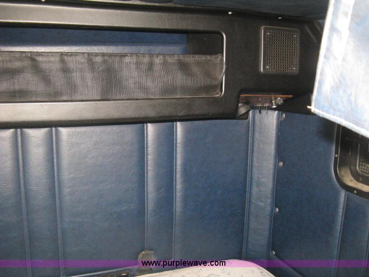 image for item K8655 1995 Freightliner FLD semi truck