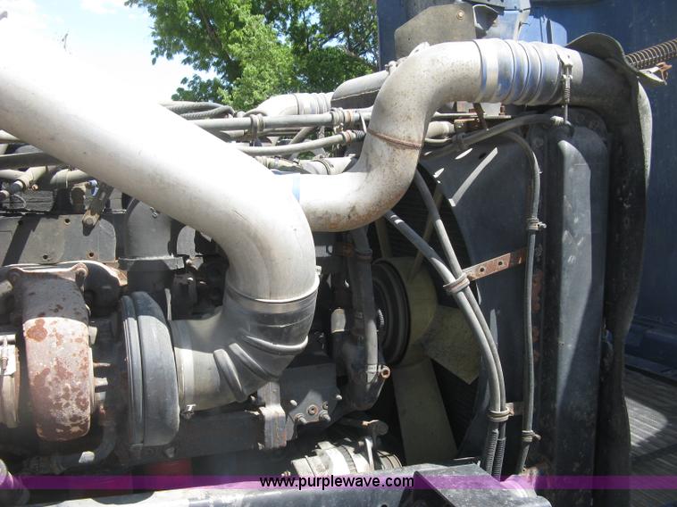 image for item K8655 1995 Freightliner FLD semi truck