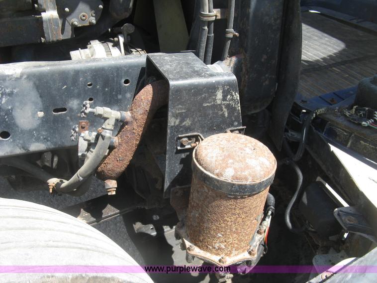 image for item K8655 1995 Freightliner FLD semi truck