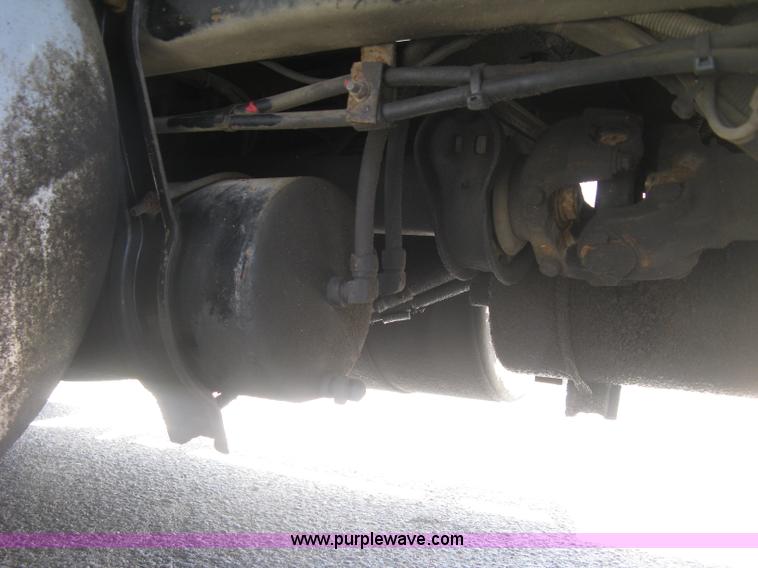 image for item K8655 1995 Freightliner FLD semi truck