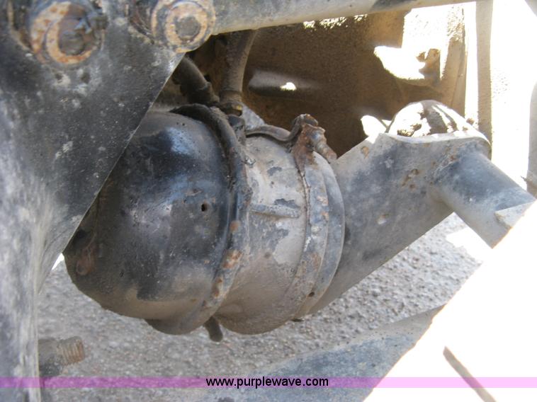 image for item K8655 1995 Freightliner FLD semi truck