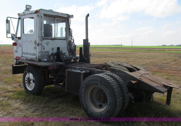 image for item L2502 1987 Ottowa 4T30 yard truck