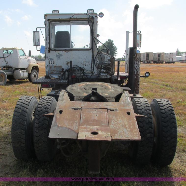 image for item L2502 1987 Ottowa 4T30 yard truck