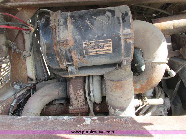 image for item L2502 1987 Ottowa 4T30 yard truck