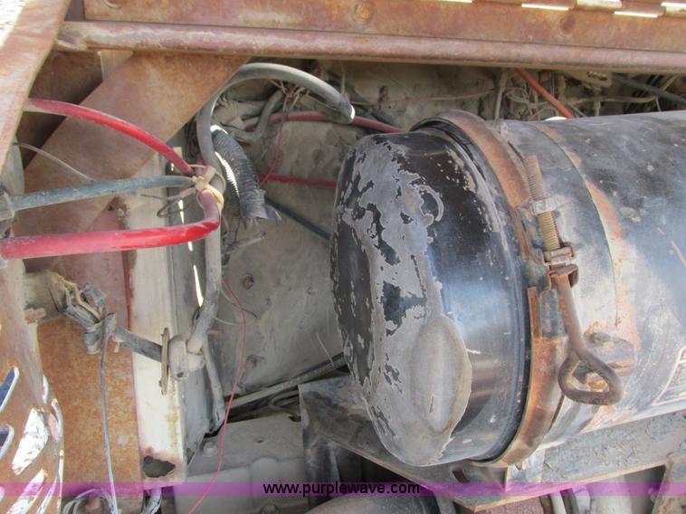 image for item L2502 1987 Ottowa 4T30 yard truck