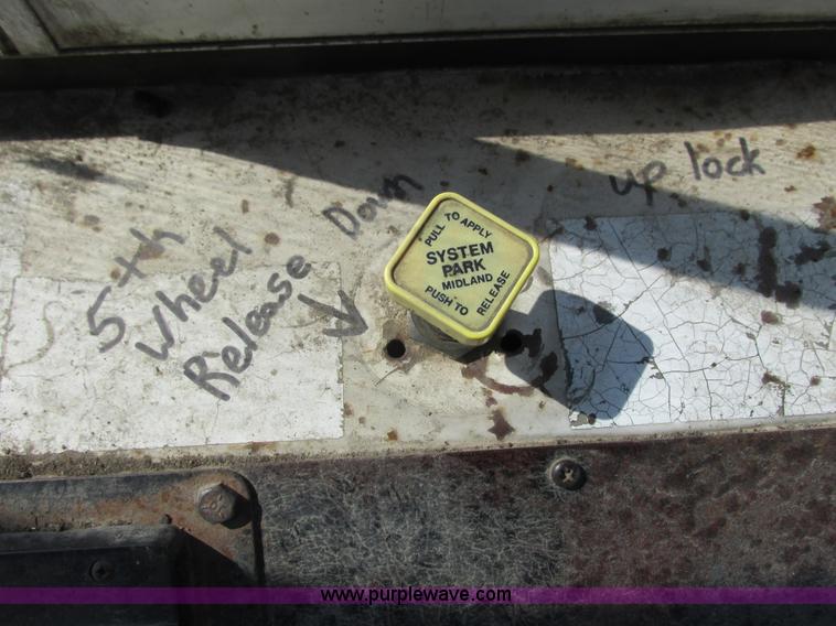 image for item L2502 1987 Ottowa 4T30 yard truck