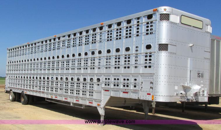 image for item L2509 1996 Wilson PSADL-303P livestock trailer