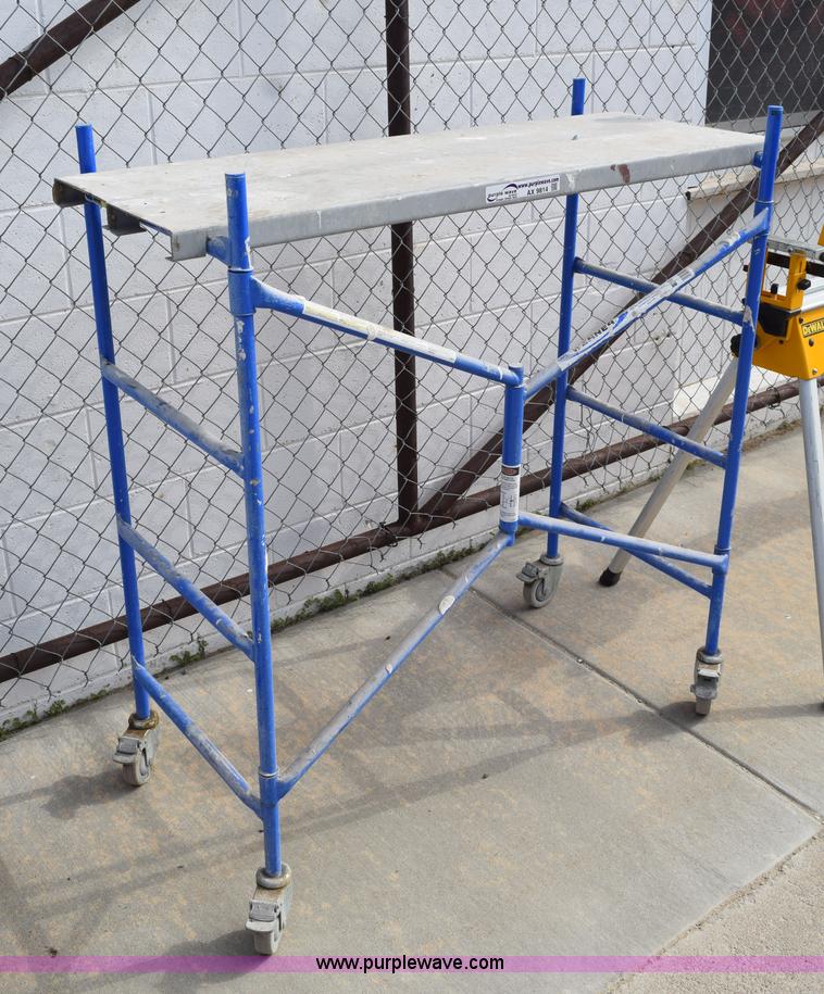 image for item AX9814 Werner PS-48 scaffolding