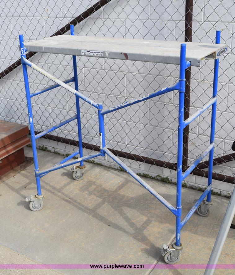 image for item AX9814 Werner PS-48 scaffolding