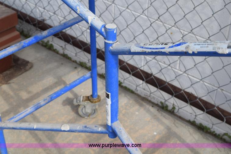 image for item AX9814 Werner PS-48 scaffolding