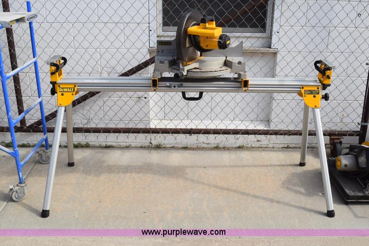 Dewalt 705 compound miter saw in Salina, KS Item AX9815 sold Purple