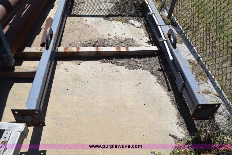 image for item BG9791 Compton triple roller concrete screed