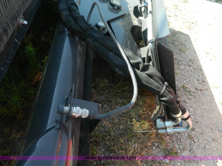 image for item BG9857 2010 Bobcat 84 angle broom