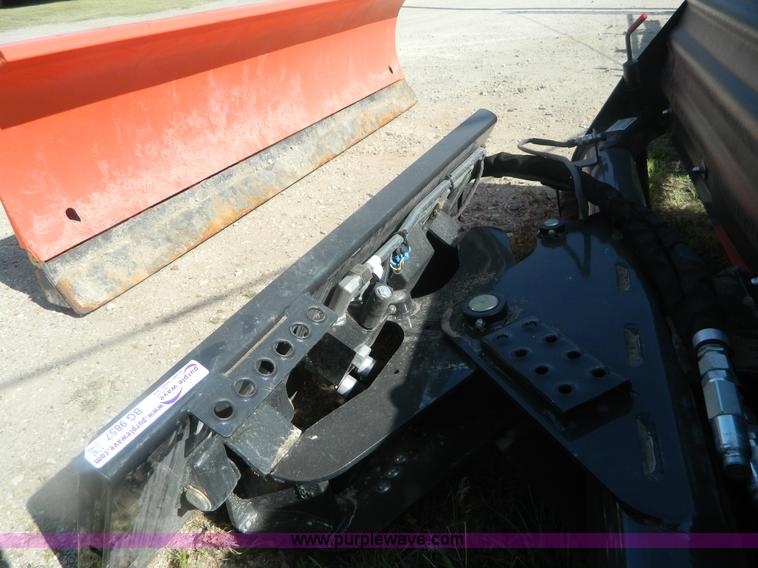 image for item BG9857 2010 Bobcat 84 angle broom