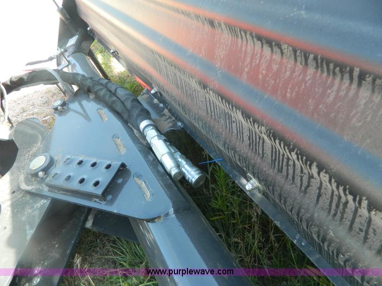 image for item BG9857 2010 Bobcat 84 angle broom