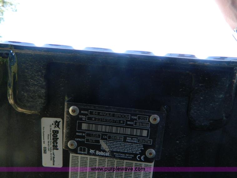 image for item BG9857 2010 Bobcat 84 angle broom