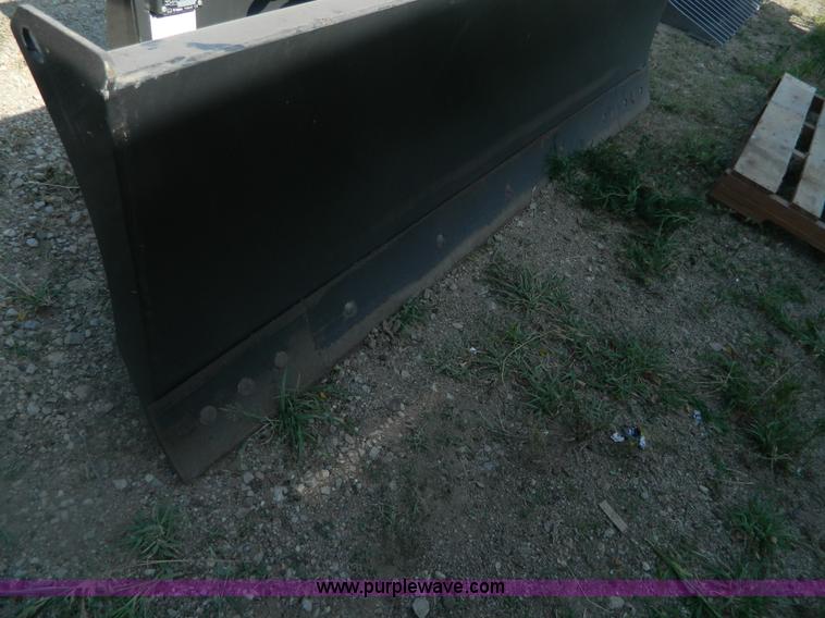 image for item BG9862 2010 Bobcat 80 dozer blade