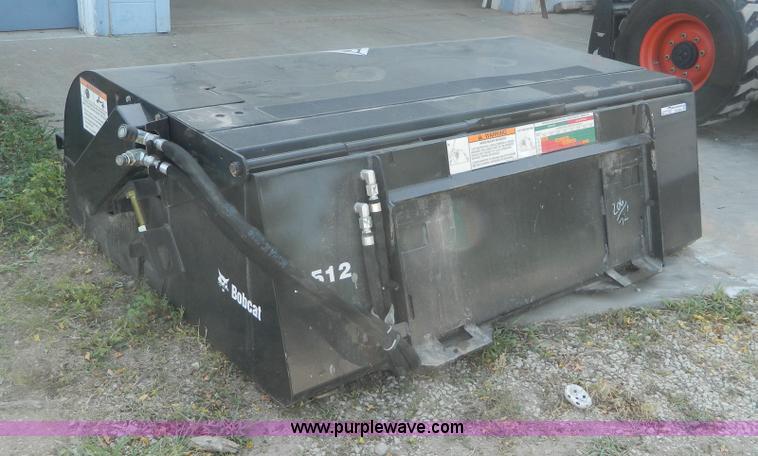 image for item BG9864 2009 Bobcat 72 sweeper
